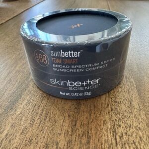 Sunbetter Tone Smart SPF 68 Sunscreen Compact - Black